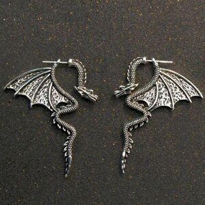 HALLOWEEN SALE Silver Vintage Medieval Goth Dragon Earrings